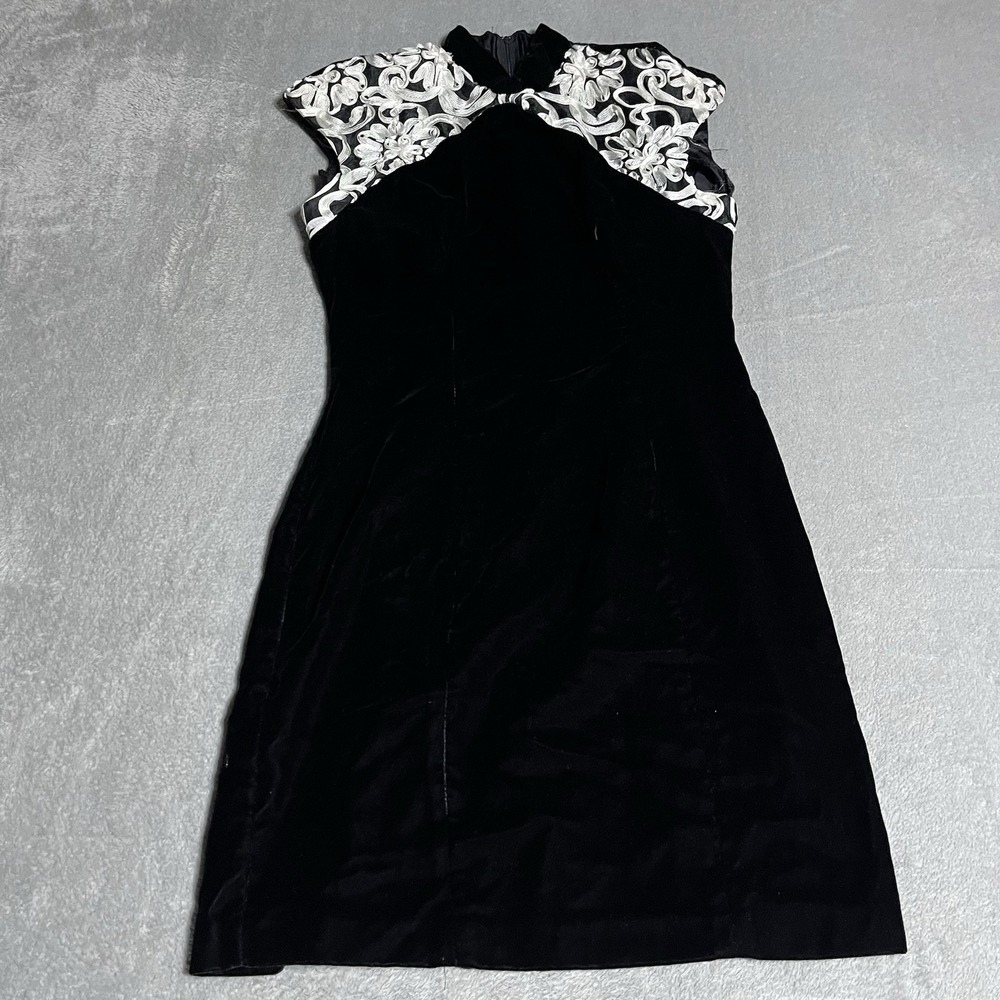 Vintage 70s Zum Zum Dress Womens Black White High Neck Mini‎ Velvet Floral